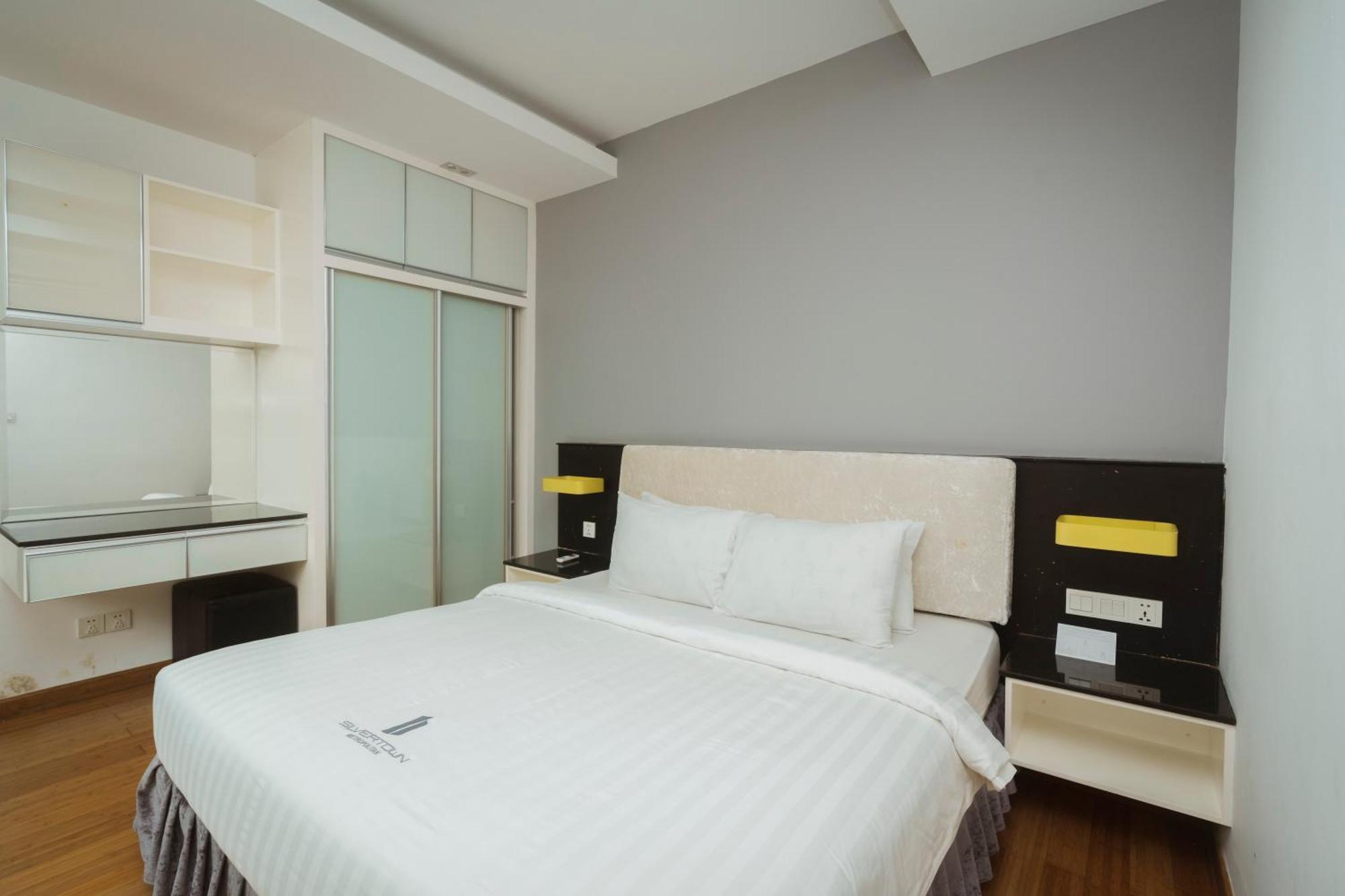 Naki Suites @ Silvertown Phnom Penh Exterior foto