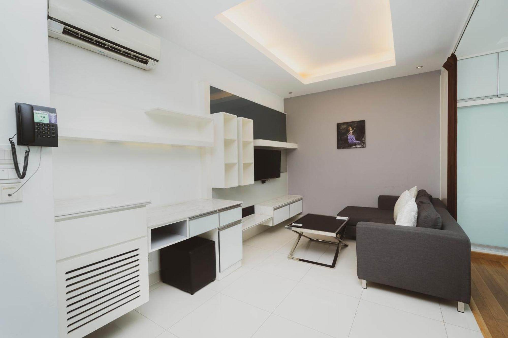 Naki Suites @ Silvertown Phnom Penh Exterior foto