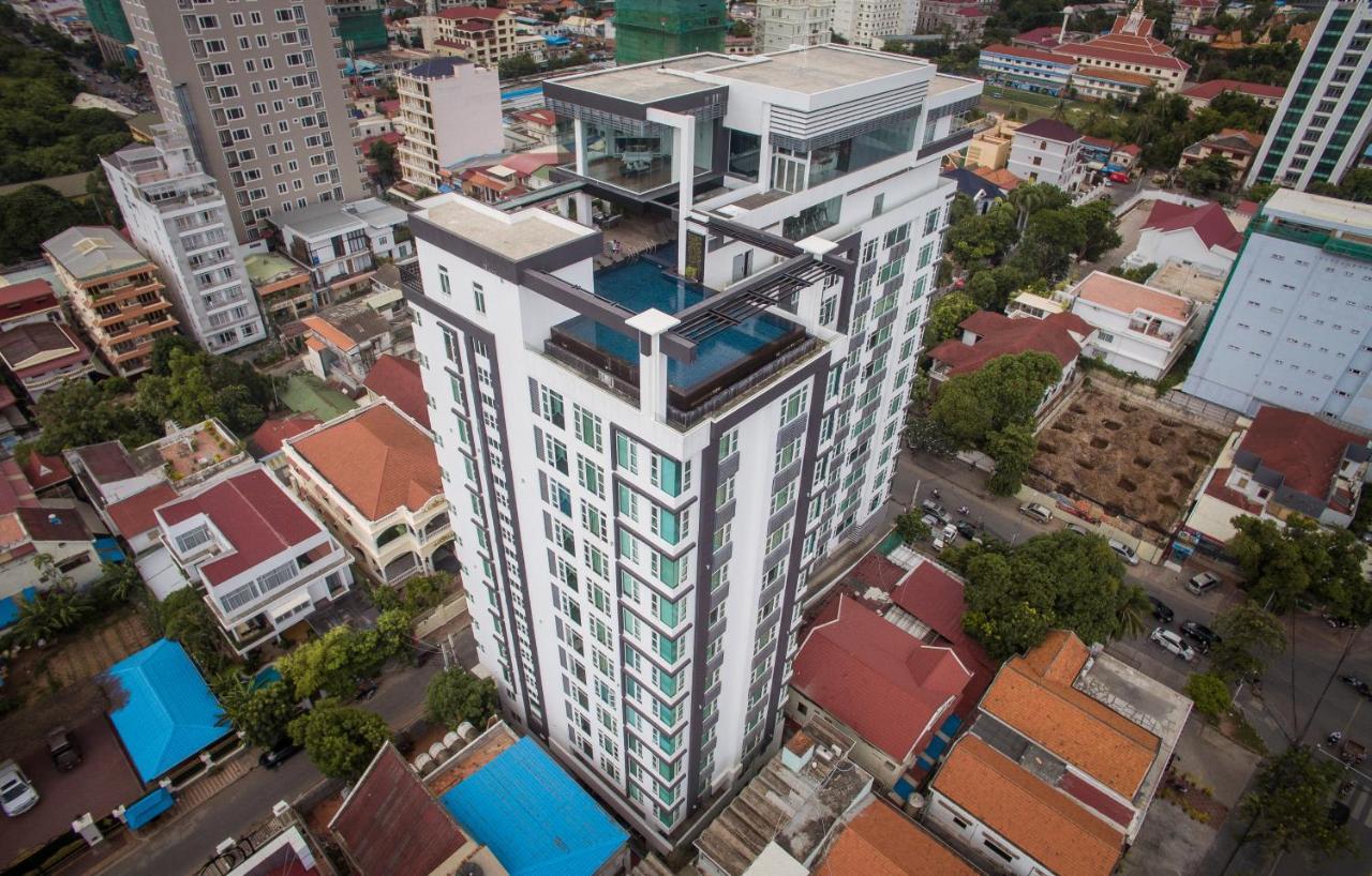 Naki Suites @ Silvertown Phnom Penh Exterior foto